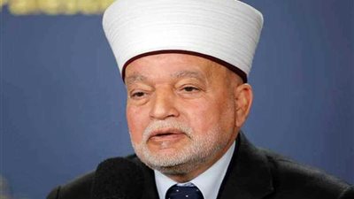 مفتي القدس يدعو إلى التحرك العاجل لإنقاذ الأقصى
