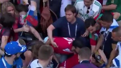 جماهير المغرب تمنع رفع علم إسرائيل في المدرجات