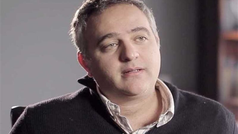 مطالبات بإقالة رئيس