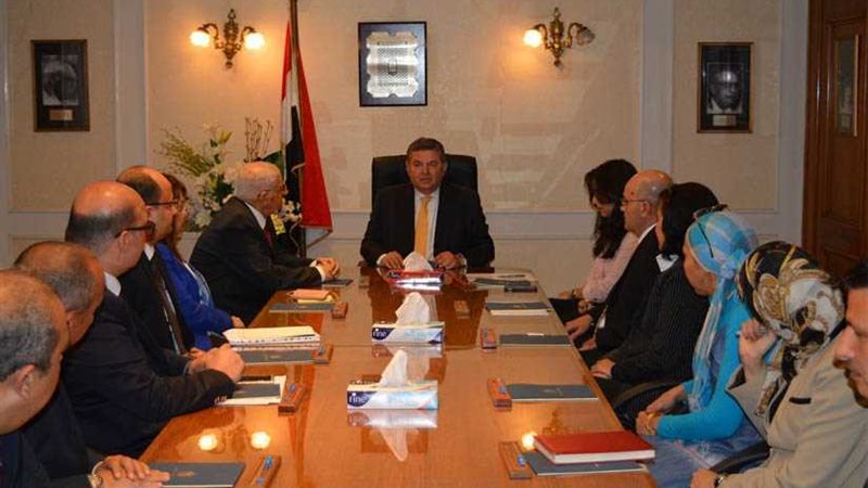 وزير قطاع الأعمال: