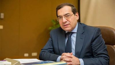 وزير البترول يشارك في اجتماعات 