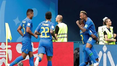 البرازيل تطيح بكوستاريكا بهدفين قاتلين