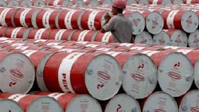 أسعار النفط تقفز بعد زيادة متواضعة في الإنتاج