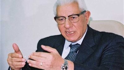 ننشر نص كلمة مكرم محمد أحمد بـ