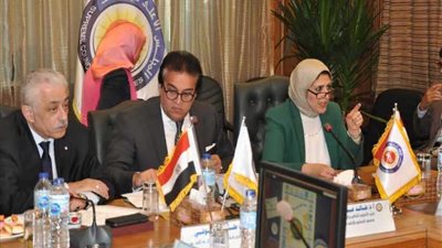 وزيرة الصحة: تنسيق وتعاون كامل بين وزارة الصحة والتعليم العالي لخدمة المريض المصري