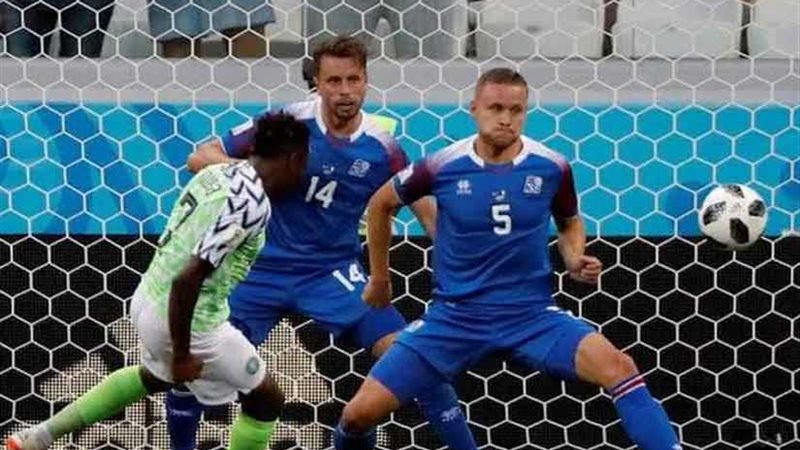 نيجيريا تقترب من