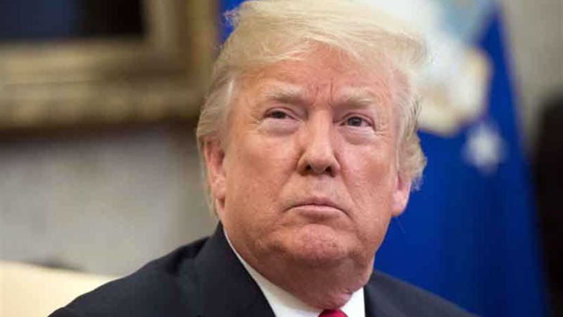 ترامب يهدد بفرض رسوم