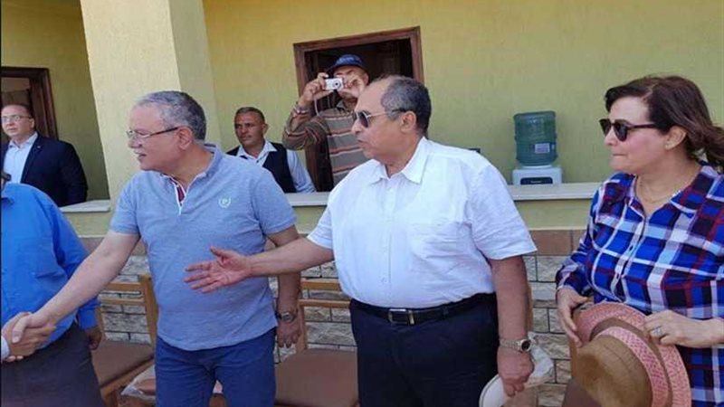 وزير الزراعة ومحافظ