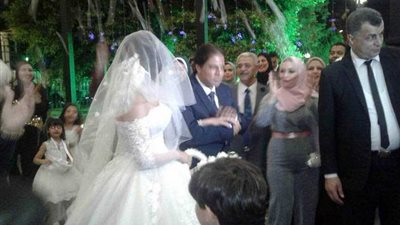 الكاتب عبدالنبي عبدالستار يحتفل بزفاف كريمته بسنت