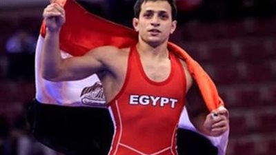 المصارع هيثم فهمى يفوز بذهبية فى دورة 