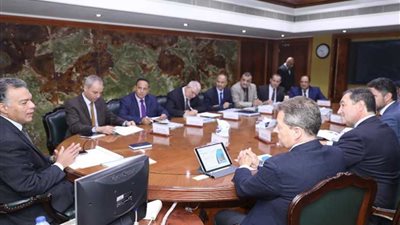 وزير النقل: كهربة الإشارات لزيادة الأمان في السكك الحديدية