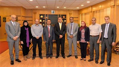 السفارة الليبية تتكفل بمصروفات طلابها الوافدين بجامعة المنصورة