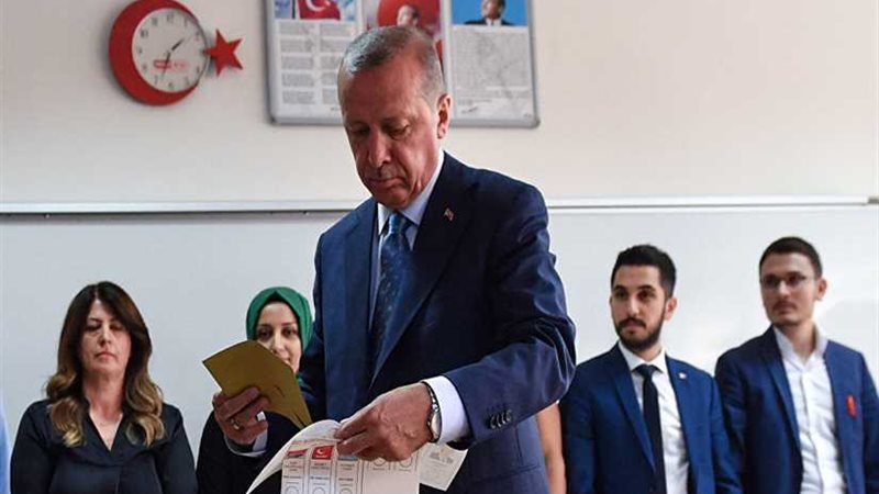 أردوغان يعلن الفوز