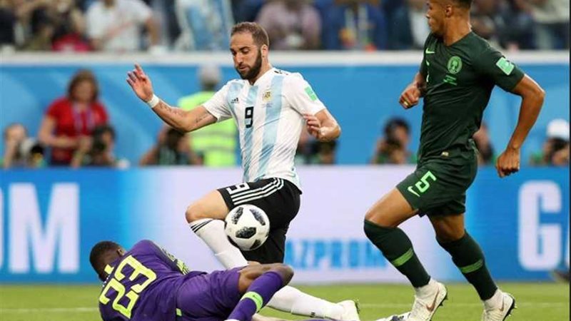 الأرجنتين تتقدم بهدف