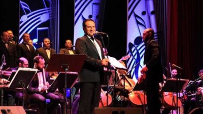 محمد ثروت: بدايتي الفنية كانت على مسرح طنطا وعمري 8 سنوات