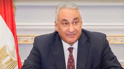 عاشور يكشف العدد الحقيقي لمزاولي مهنة المحاماة