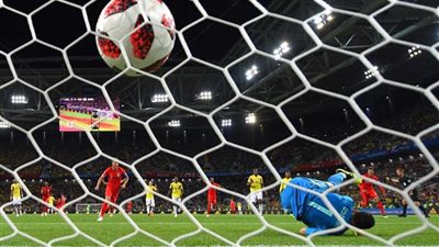 إنجلترا تتقدم على كولومبيا بهدف من توقيع «كين»