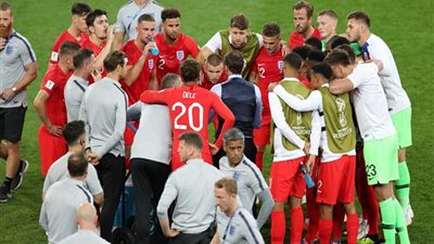 انتهاء الشوط الإضافي الاول بين إنجلترا وكولومبيا بالتعادل الإيجابي