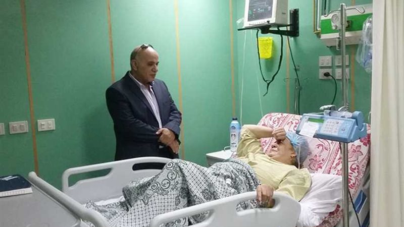 زيارة مفاجئة لمستشفى