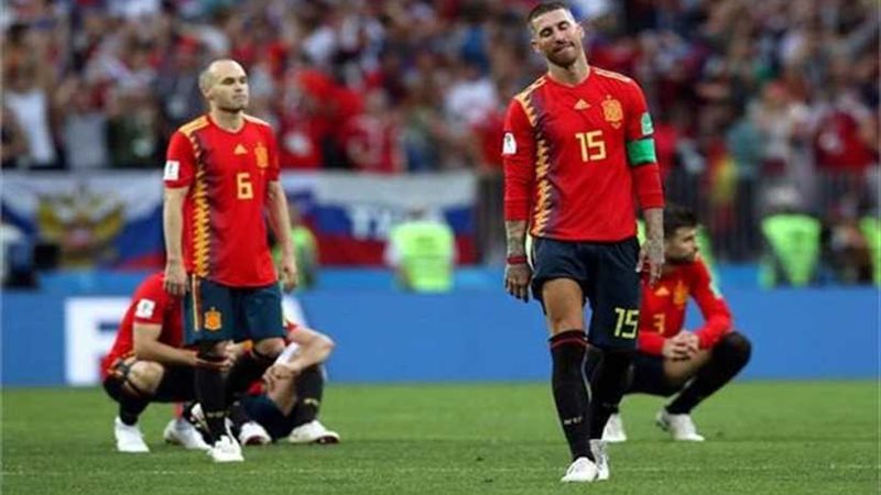 صحف إسبانيا تبكي