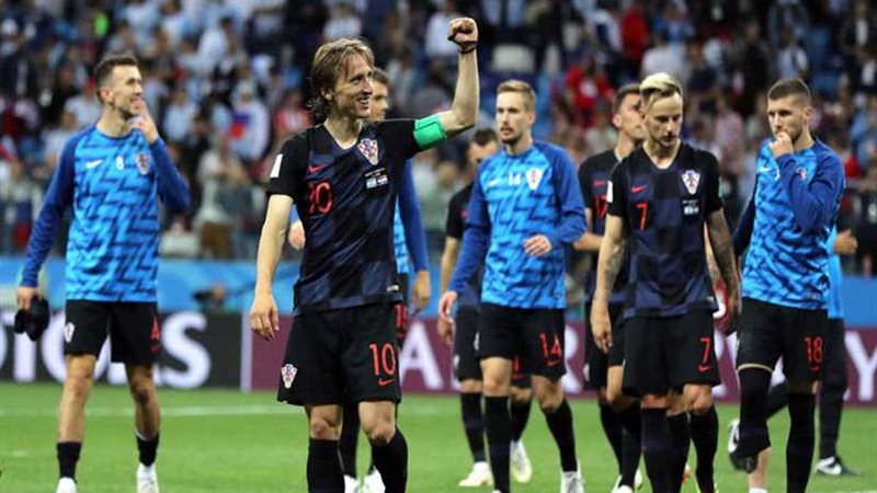 كرواتيا تتأهل للدور