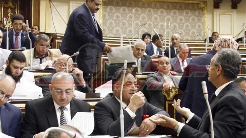 البرلمان يرجئ مناقشة