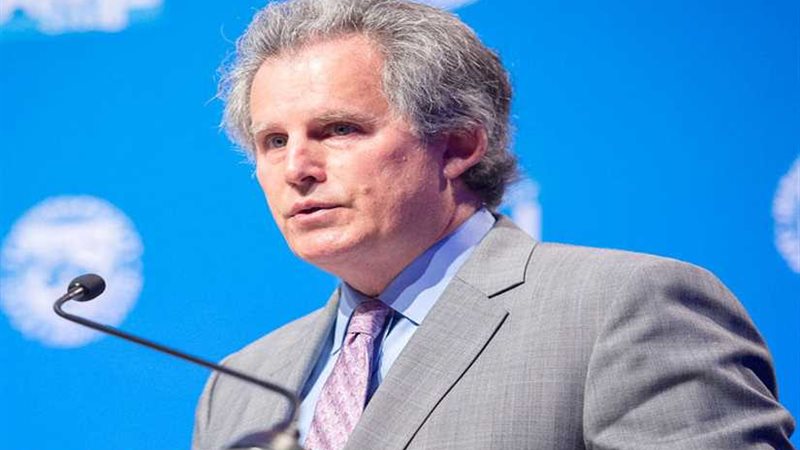 النقد الدولي يشيد