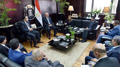 وزراء الاستثمار والإنتاج الحربى والرياضة يتفقون على دعم مشروعات الشباب