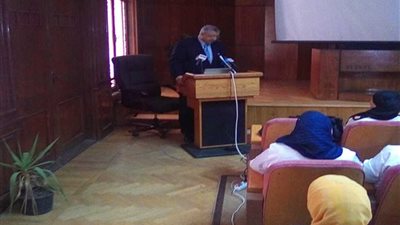 وزير الصحة الأسبق: التدخين يسبب سرطان المثانة