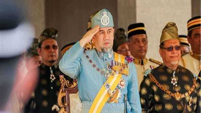 ملك ماليزيا يتسلم أوراق اعتماد السفير المصري الجديد