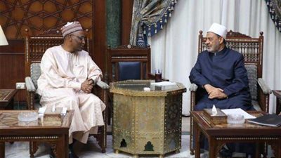 الرئيس التشادي يشكر الإمام الأكبر على جهود الأزهر الطبية والإغاثية في بلاده