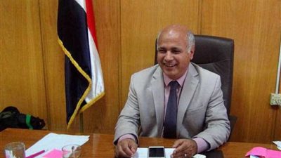 قافلة طبية من 7 تخصصات تفحص 946 مواطنا بقرية الأنصار فى بنى سويف