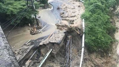 انهيارات أرضية وقتلى ومفقودون جراء اجتياح السيول لليابان.. 