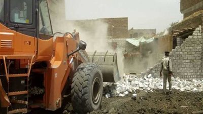 إزالة 45 حالة تعدٍ على الأرض الزراعية بمغاغة بالمنيا