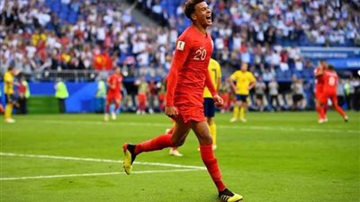 ديلي ألى يسجل الهدف الثاني لانجلترا في شباك السويد