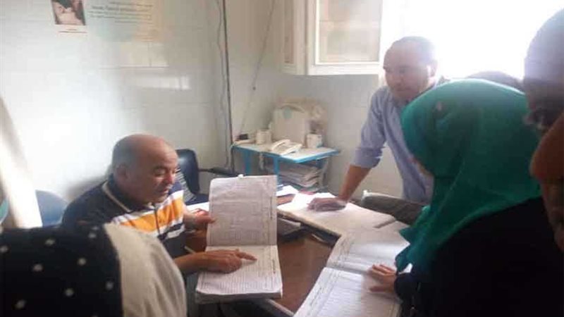 إحالة المديرة وموظفين