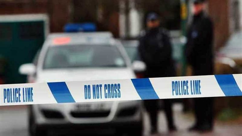 بريطانيا.. شخصان