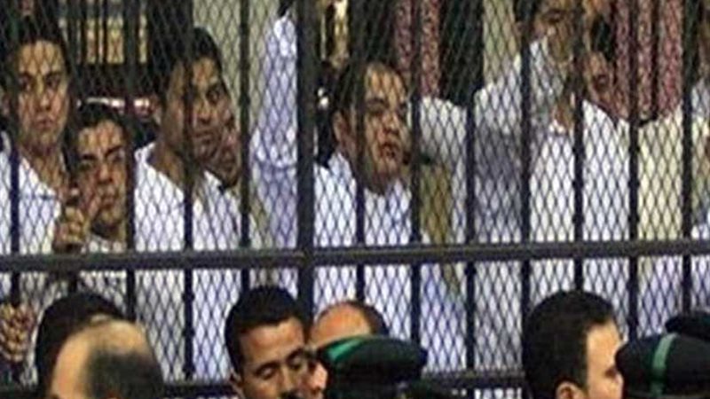 213 متهمًا من عناصر