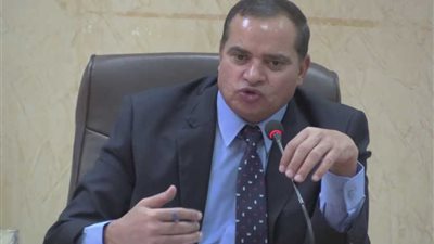 رئيس جامعة سوهاج: تخصيص معمل دورات تدريبية لـ«قسم الإعلام» بالمقر القديم.. 