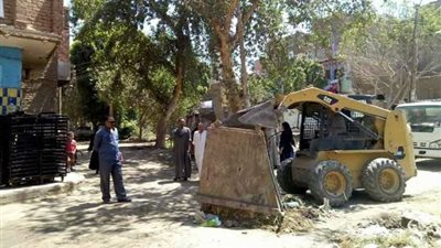 استمرار حملات النظافة وتمهيد الطرق بمركزين بالمنيا
