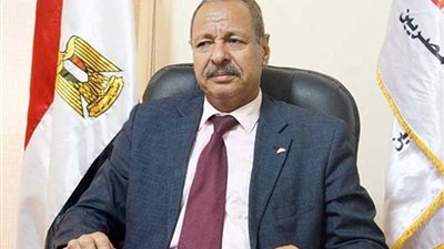 داوود سليمان يلتقي وزير التنمية المحلية لعرض مطالب الوادي الجديد