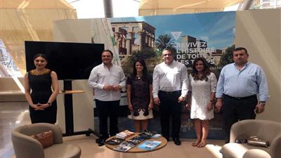 وزير الآثار يناقش فرصة استثمار إقامة معرض موناكو