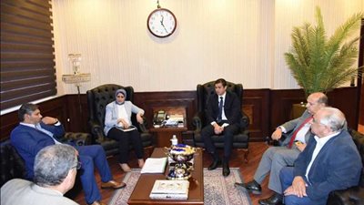 بتوجيهات رئيس الجمهورية.. تعاون بين الصحة وتحيا مصر والقومية للفيروسات للقضاء على فيروس 