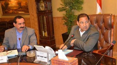 محافظ الغربية يبحث حل مشكلة الصرف الصناعي بقرية السملاوية بمدينة زفتي