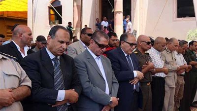 آلاف المواطنين بكفرالشيخ يشيعون جثمان شهيد العريش