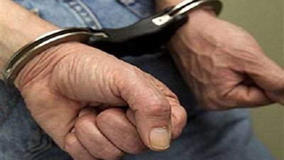 القبض على شابين اعتديا على شخص ونشرا فيديو على 