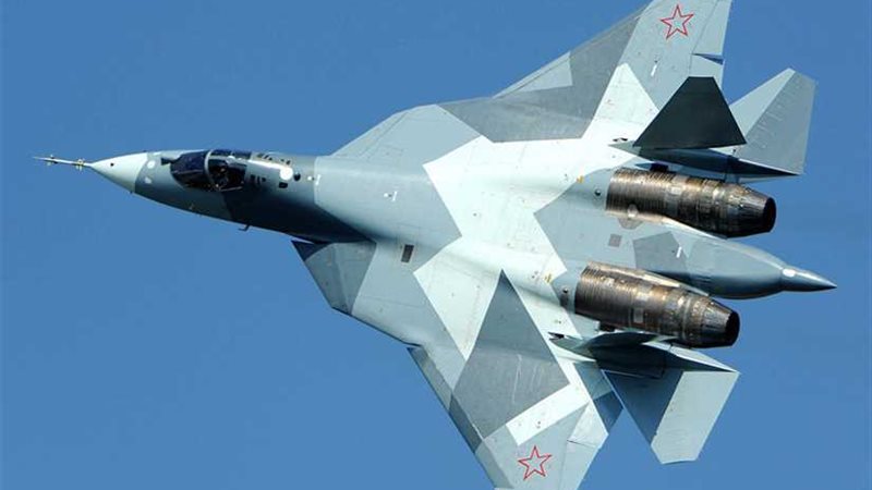 روسيا تكشف عن طائرة