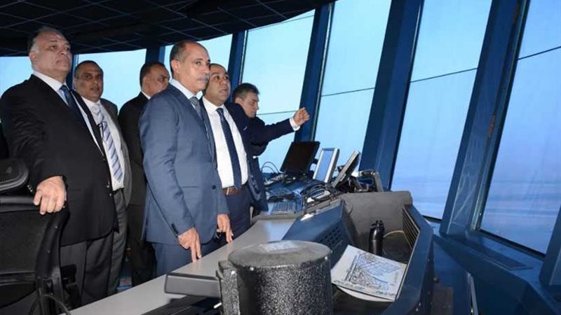 وزير الطيران المدني