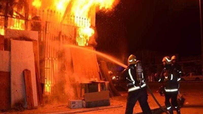 النيران تلتهم غرفتي