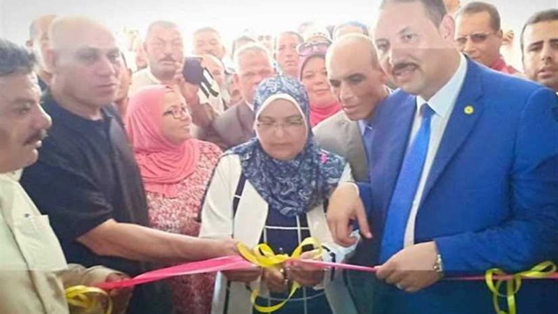 رئيس المحلة يفتتح